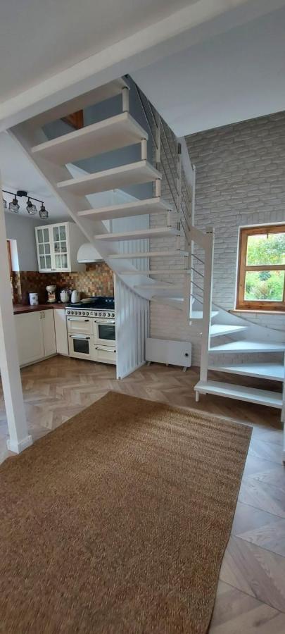 Przystanek Jeziorna 49 Villa Perlino ภายนอก รูปภาพ